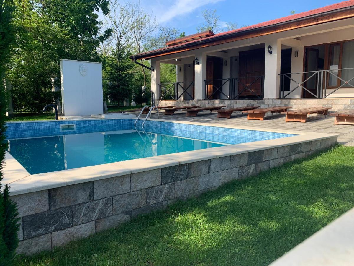 Casa Romana Ieşelniţa Buitenkant foto